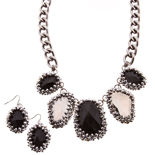 Wholesale silver necklace set inset translucent black onyx stones