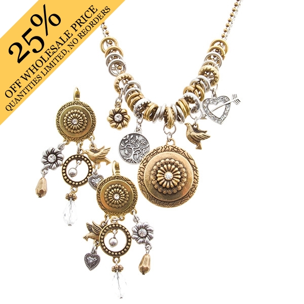 Wholesale inch gold silver toned necklace assorted rings charms Comes matching