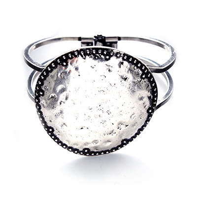 Wholesale hammered Antiqued Oval Polished Silver Bracelet Spring Hinge Band